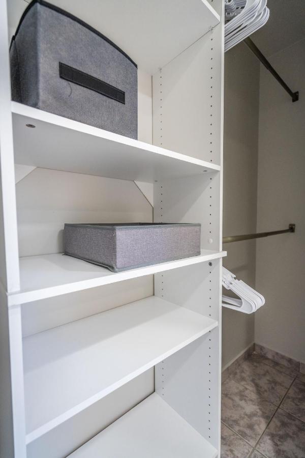 Renovated 2 Bd W/ Private Parking, Gallery & W/d Apartamento Miami