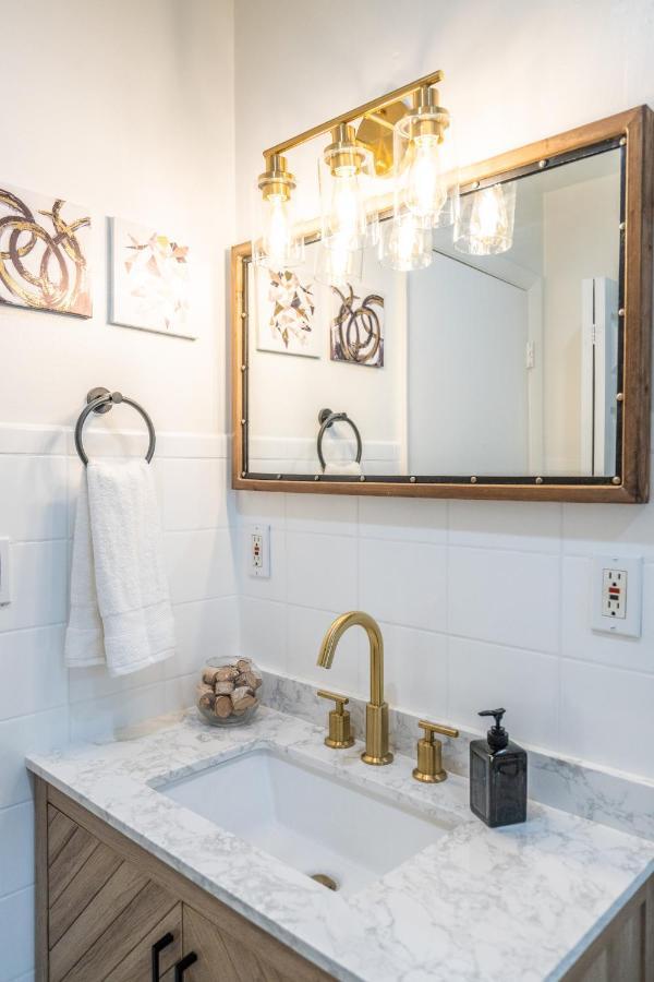 Apartamento Renovated 2 Bd W/ Private Parking, Gallery & W/d Miami