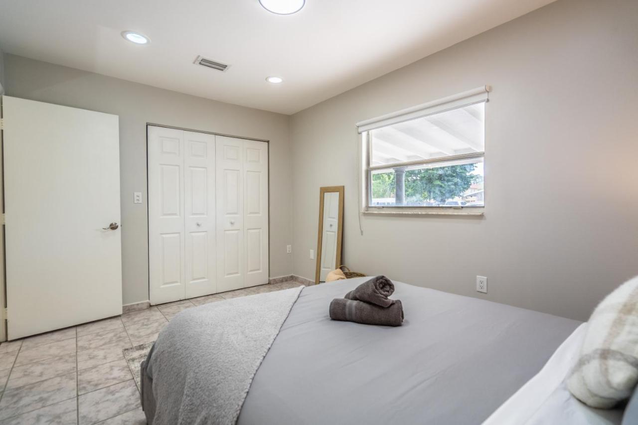 Apartamento Renovated 2 Bd W/ Private Parking, Gallery & W/d