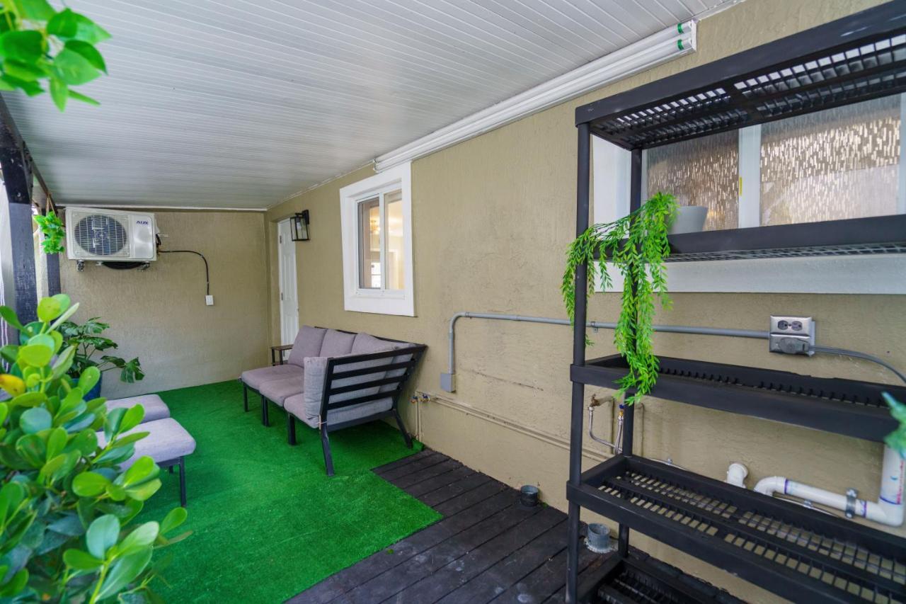 Apartamento Renovated 2 Bd W/ Private Parking, Gallery & W/d Miami